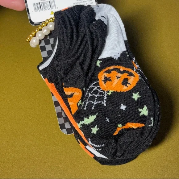NWT Toddler 2T-4T jumping beans Sock Bundle of 3 Trendy Girls Halloween Variety - Picture 10 of 10